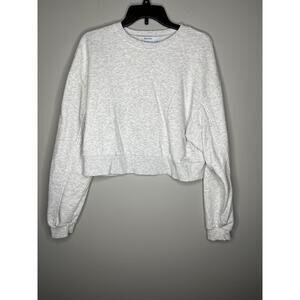 Bershka Heathered Light Gray Neutral Cute/ Cozy Crewneck Sweatshirt Size Medium